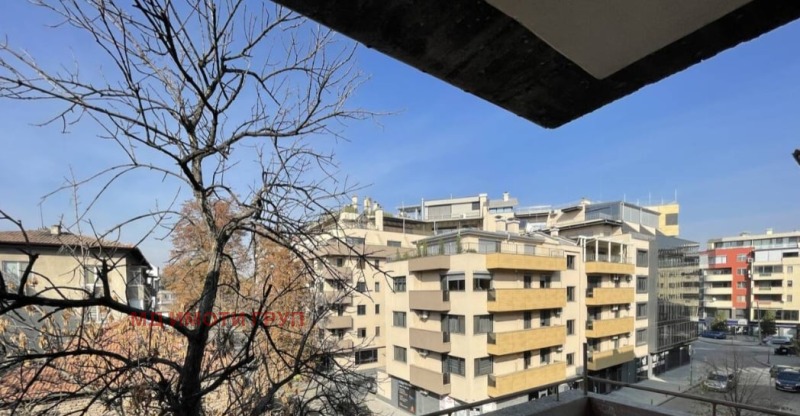 Vuokrattavana  3 makuuhuonetta Plovdiv , Maraša , 150 neliömetriä | 29899389