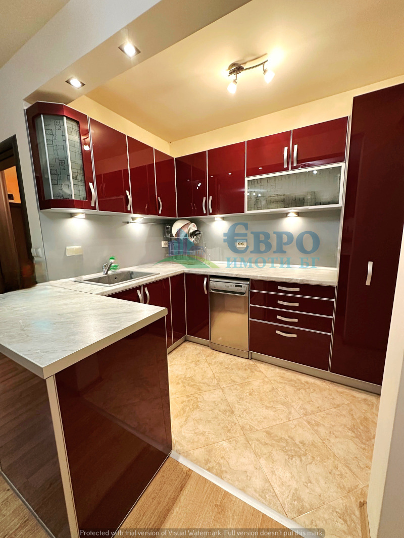 Издаје се  2 спаваће собе Стара Загора , Центар , 100 м2 | 39365361