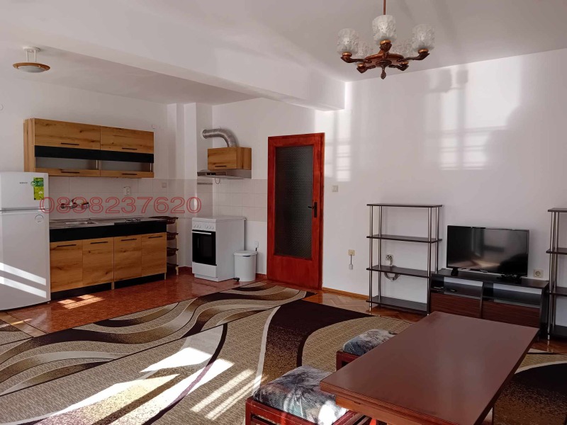 Zu vermieten  2 Schlafzimmer Sofia , Manastirski liwadi , 110 qm | 54716870 - Bild [3]
