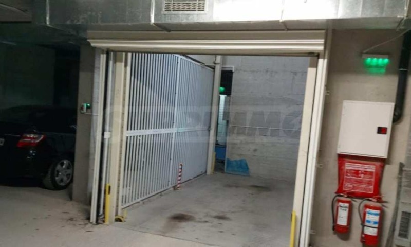 Дава под наем  Гараж град Варна , Левски 1 , 14 кв.м | 39163776 - изображение [5]