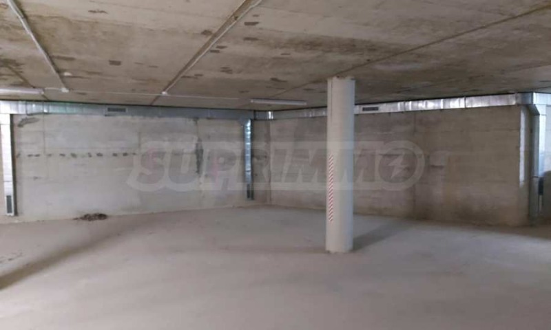 Дава под наем  Гараж град Варна , Левски 1 , 14 кв.м | 39163776 - изображение [2]