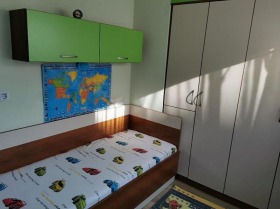 1 Schlafzimmer Borowo, Sofia 6