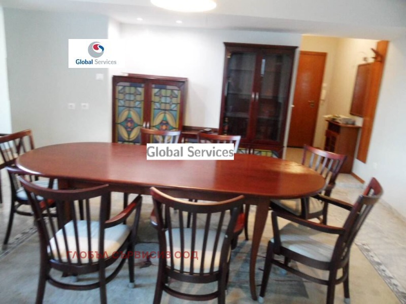 Издаје се  1 спаваћа соба Софија , Центар , 85 м2 | 44025212 - слика [3]