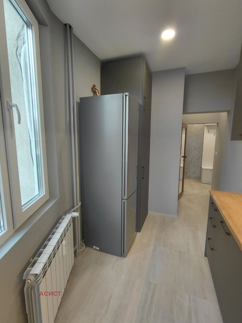 Дава под наем 3-СТАЕН, гр. София, Център, снимка 5 - Апартаменти - 52752409