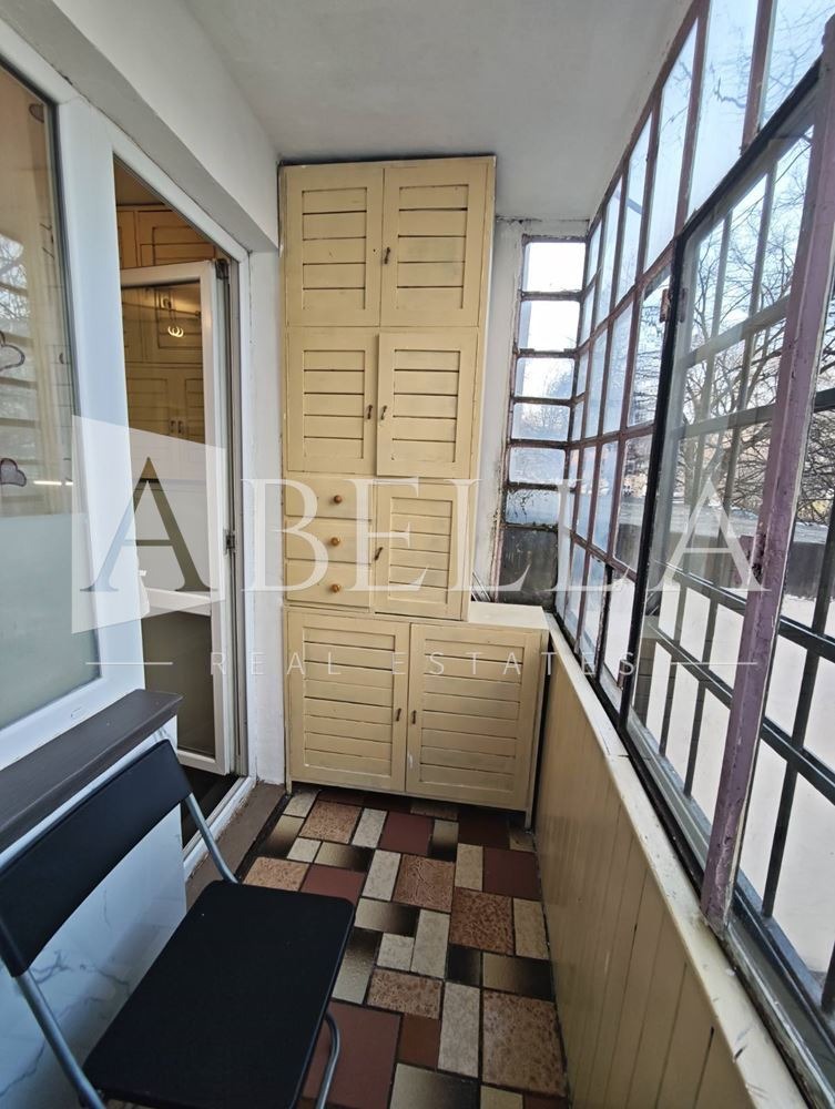 Дава под наем 3-СТАЕН, гр. София, Света Троица, снимка 15 - Апартаменти - 53811451