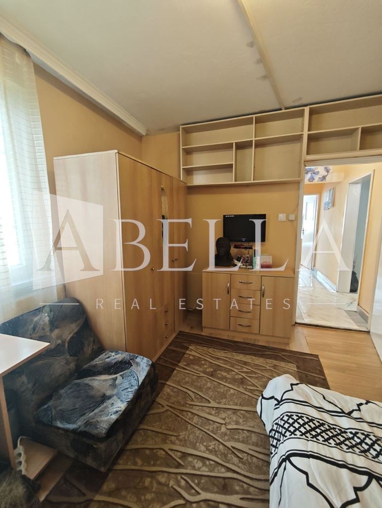 Дава под наем 3-СТАЕН, гр. София, Света Троица, снимка 5 - Апартаменти - 53811451