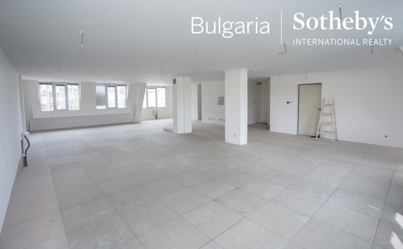 A louer  Bureau Sofia , Ivan Vazov , 336 m² | 30598964