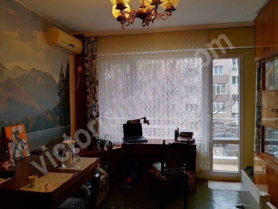 Дава под наем 3-СТАЕН, гр. Велико Търново, Център, снимка 2 - Апартаменти - 53799405