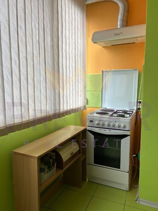 Дава под наем 3-СТАЕН, гр. Варна, Базар Левски, снимка 2 - Апартаменти - 55031537