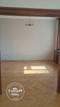Под наем МНОГОСТАЕН, град София, Докторски паметник • 1200 € • 17104567 — Holmes.bg