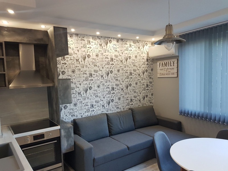 Do wynajęcia  1 sypialnia Ruse , Centar , 78 mkw | 36737448