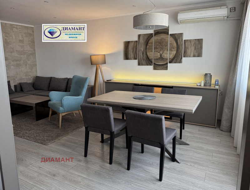 Дава под наем  3-стаен град Русе , Хъшове , 90 кв.м | 34382167