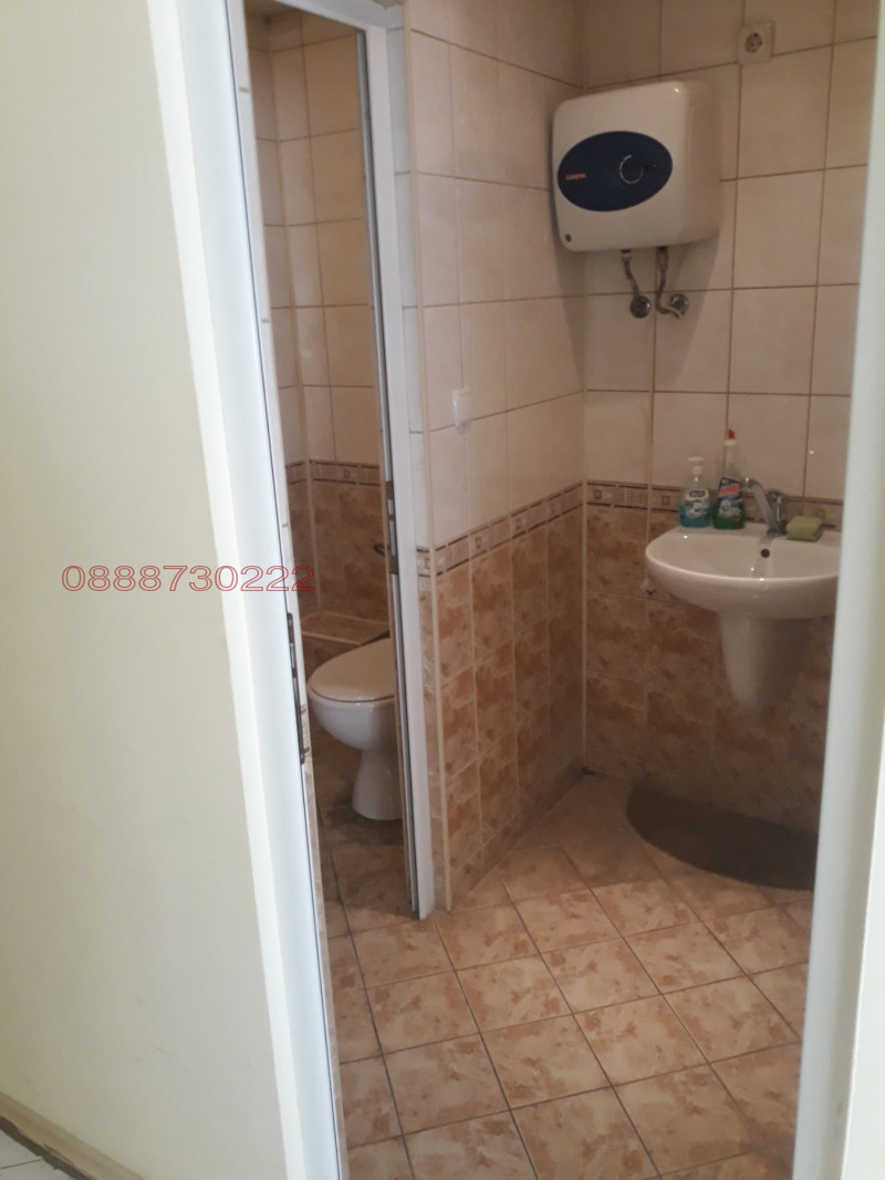 Дава под наем ОФИС, гр. Шумен, Център, снимка 9 - Офиси - 53149939