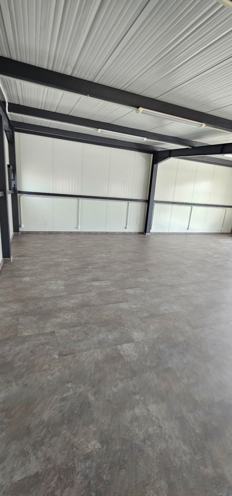 Te huur  Winkel Sofia , Nadezjda 4 , 200 m² | 60324963 - afbeelding [9]