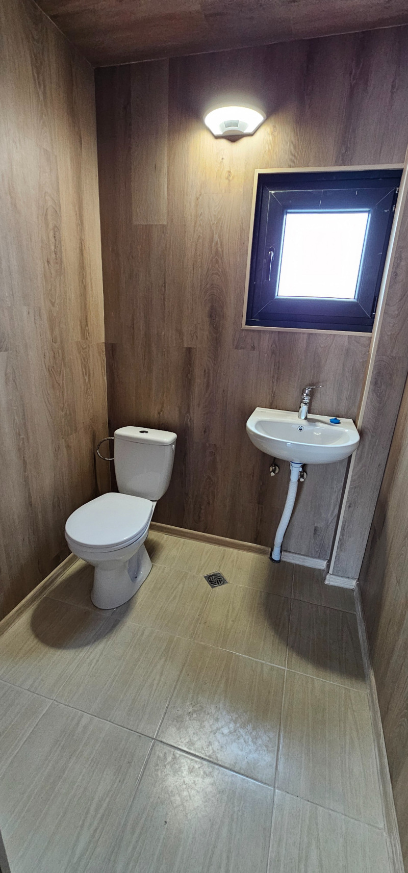 Te huur  Winkel Sofia , Nadezjda 4 , 200 m² | 60324963 - afbeelding [6]