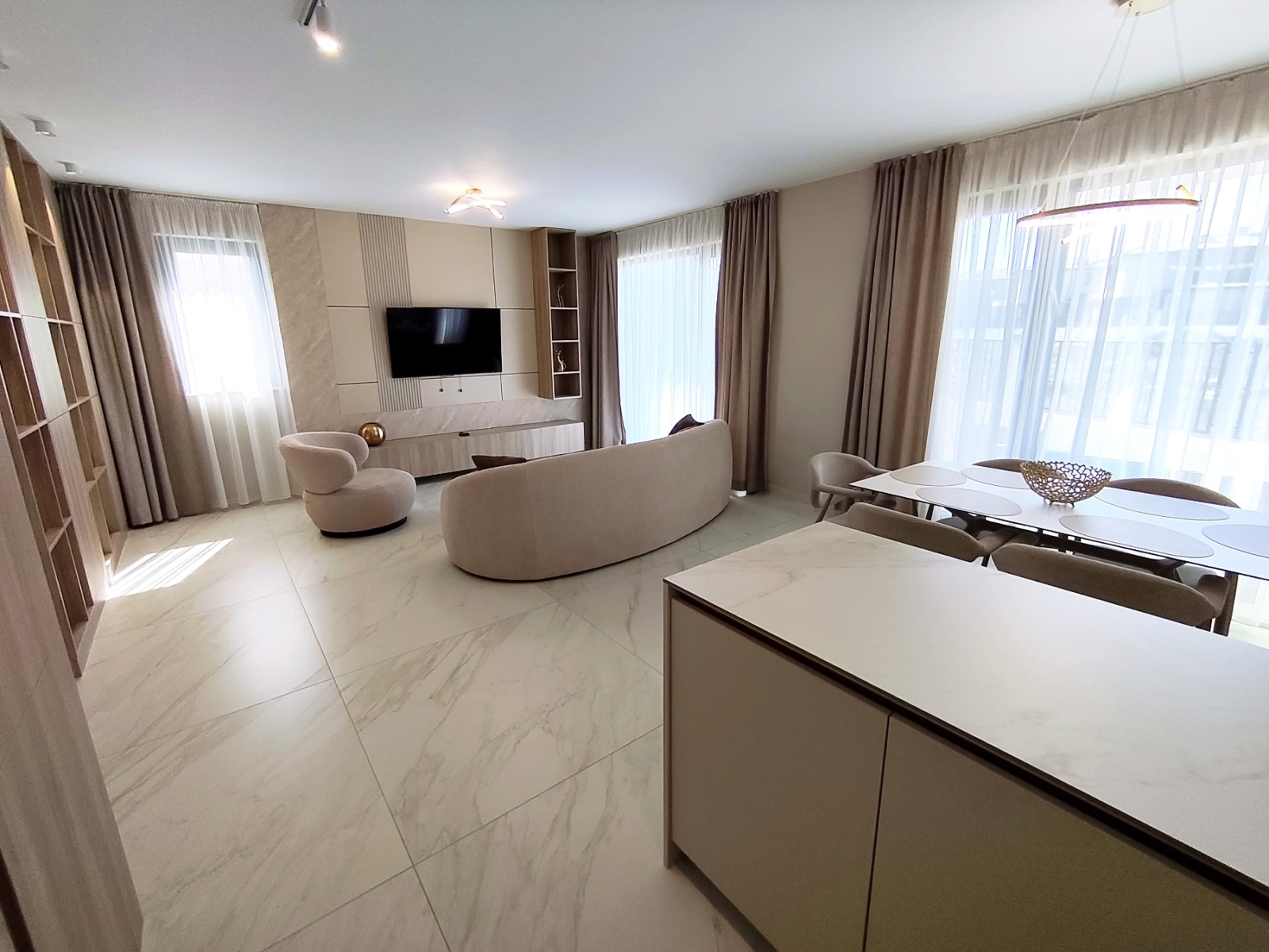 Дава под наем КЪЩА, гр. Бургас, Сарафово, снимка 7 - Къщи - 53826056