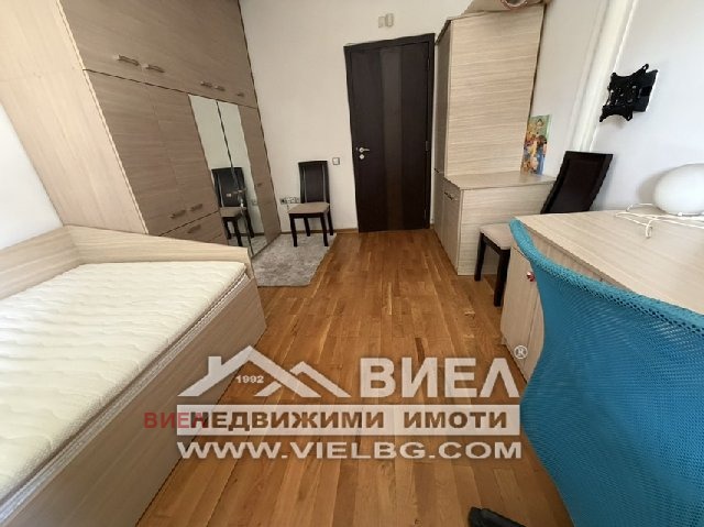 Дава под наем 4-СТАЕН, гр. Пловдив, Център, снимка 17 - Апартаменти - 54410175