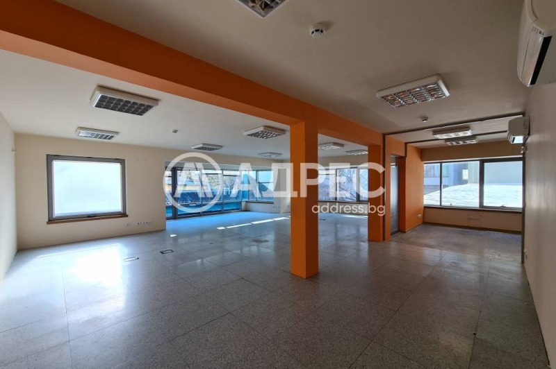 K pronájmu  Kancelář Sofia , Centar , 1129 m2 | 92806347 - obraz [9]