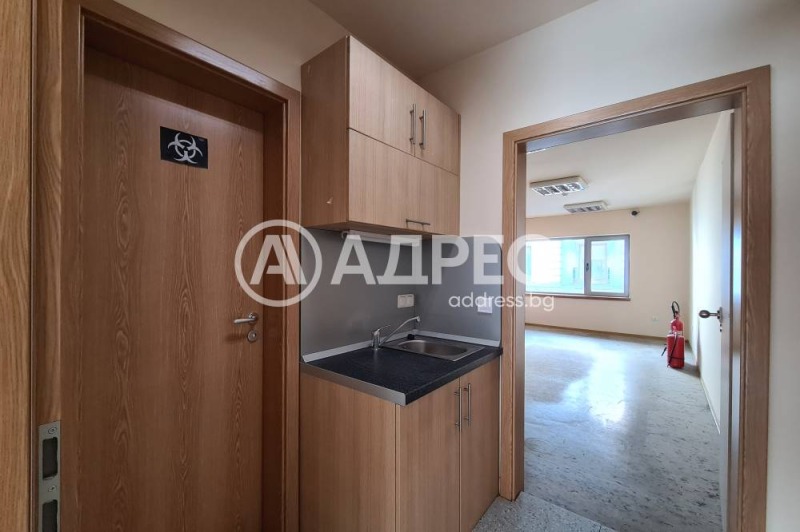 K pronájmu  Kancelář Sofia , Centar , 1129 m2 | 92806347 - obraz [11]