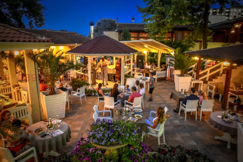 Дава под наем ЗАВЕДЕНИЕ, гр. Пловдив, Южен