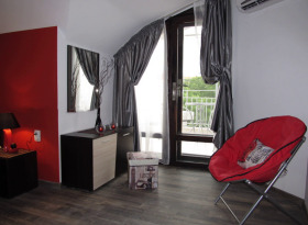 Studio Kjusjuk Parisj, Plovdiv 1