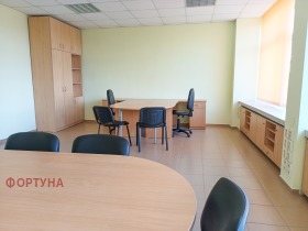 Kantoor Tsentar, Ruse