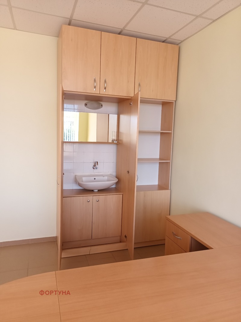 Дава под наем  Офис град Русе , Център , 50 кв.м | 77094507 - изображение [5]