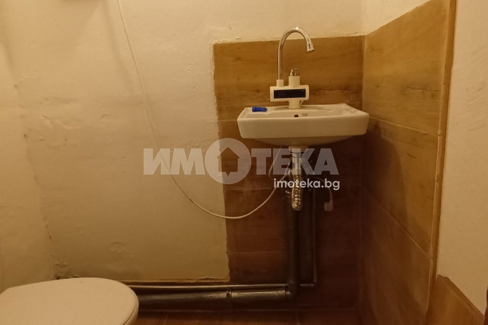 Дава под наем СКЛАД, гр. Пловдив, Център, снимка 2 - Складове - 55724808
