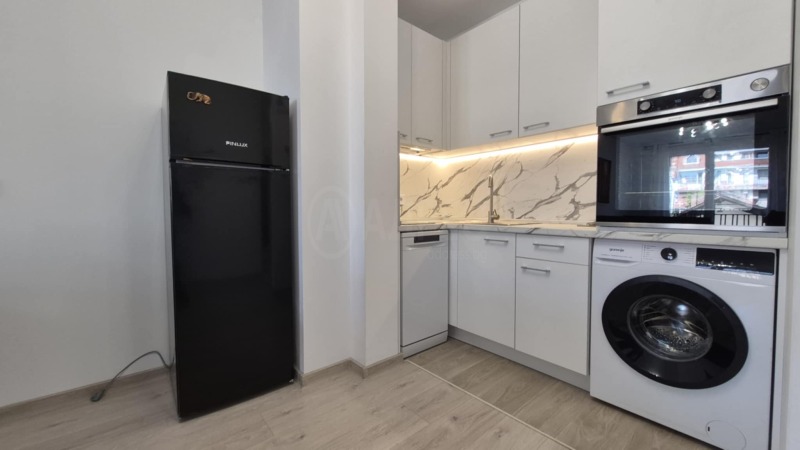 Do wynajęcia  2 sypialnie Sofia , Centar , 99 mkw | 16005960 - obraz [5]