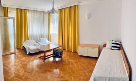 3 Schlafzimmer Komatewo, Plowdiw 4