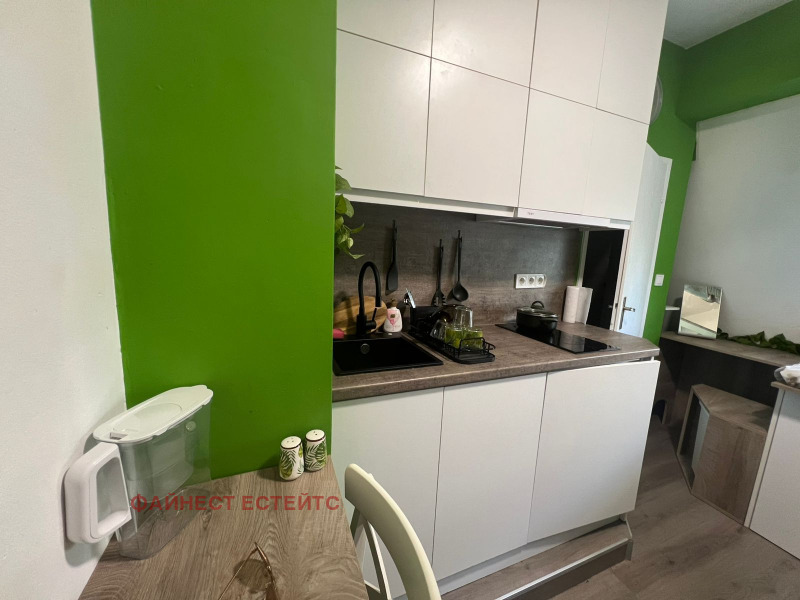 Para alugar  Estúdio Sofia , Lozenec , 20 m² | 42229041