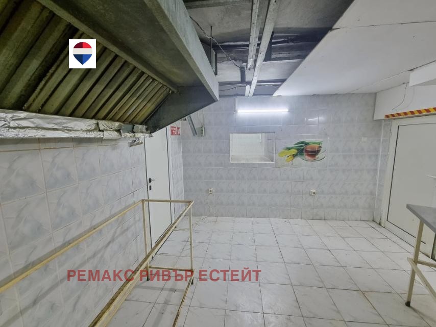 Дава под наем ХОТЕЛ, гр. Русе, Център, снимка 16 - Хотели - 54739944