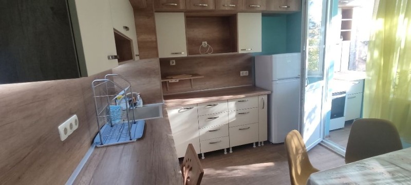 Издаје се  1 спаваћа соба Плевен , Широк центар , 70 м2 | 71160364 - слика [3]