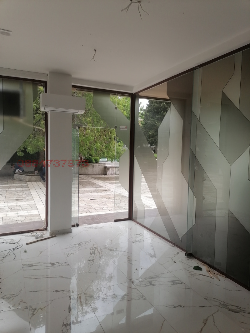 Дава под наем МАГАЗИН, гр. Харманли, област Хасково, снимка 8 - Магазини - 52884563