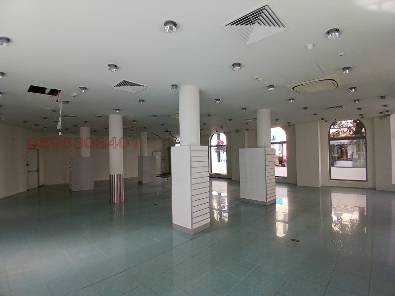 Дава под наем МАГАЗИН, гр. Благоевград, Идеален център, снимка 7 - Магазини - 52785802