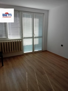 ���� ��� ���� 1-����� | Imot.bg � ����� ������ 8