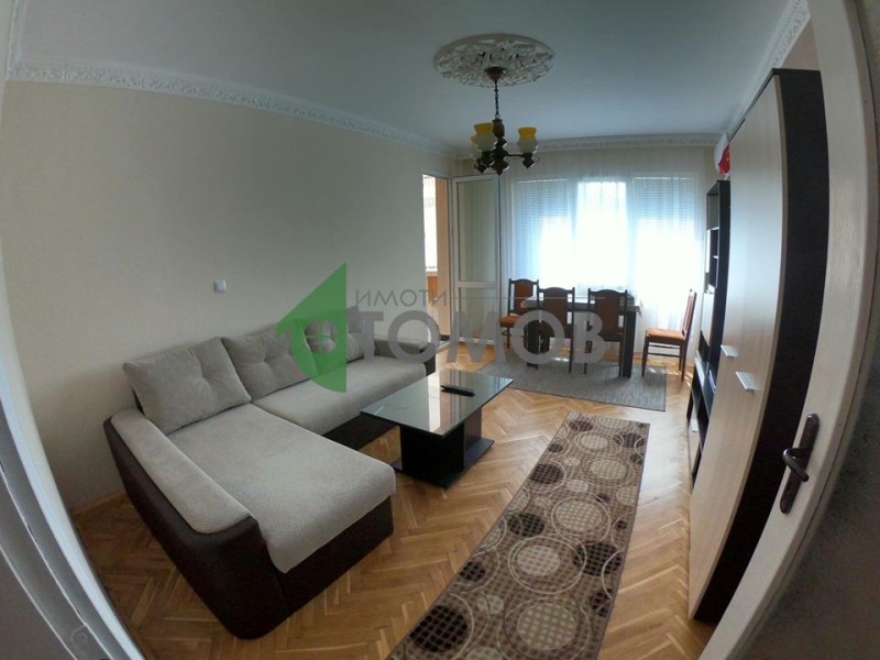 Дава под наем  2-стаен град Шумен , Център , 80 кв.м | 95738024