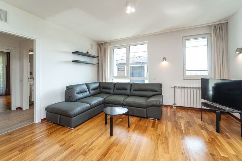 Под наем 4-СТАЕН, град София, Малинова долина • 1998 € • 99593530 — Holmes.bg