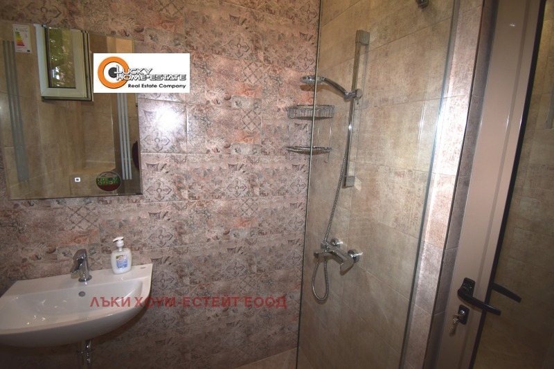 Дава под наем 2-СТАЕН, гр. София, Център, снимка 8 - Апартаменти - 52360791