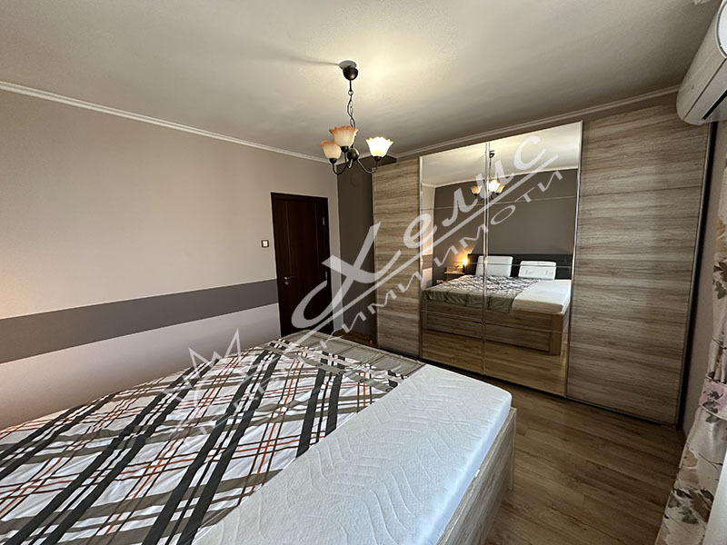 Дава под наем 3-СТАЕН, гр. Бургас, Център, снимка 2 - Апартаменти - 54192842