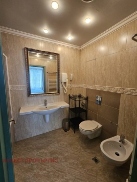 2-стаен град София, Лозенец 9