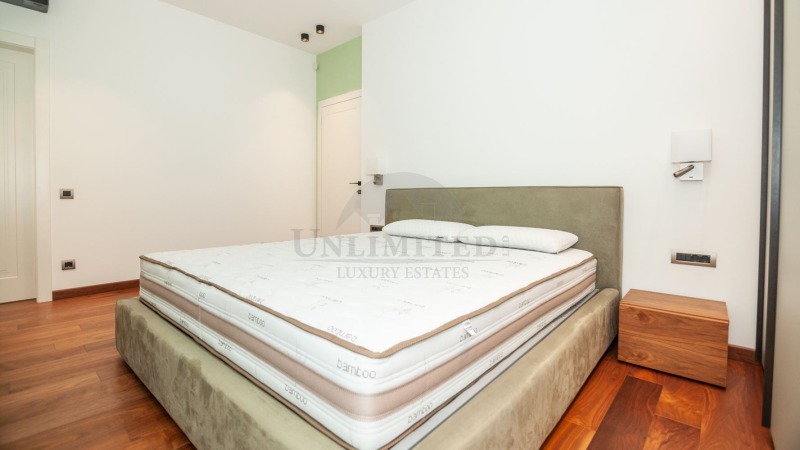 Vuokrattavana  3 makuuhuonetta Sofia , Iztok , 169 neliömetriä | 56338034 - kuva [12]