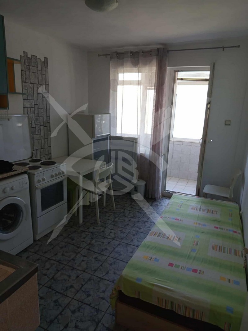 Do wynajęcia  2 sypialnie Warna , Ljatno kino Trakija , 70 mkw | 11754902 - obraz [2]