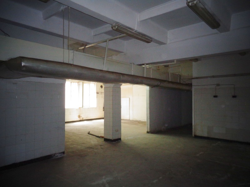 En renta  Edificio industrial Sofia , Zajarna fabrika , 380 metros cuadrados | 40732978