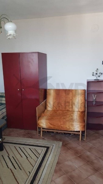 Дава под наем 3-СТАЕН, гр. Варна, Базар Левски, снимка 2 - Апартаменти - 54778047