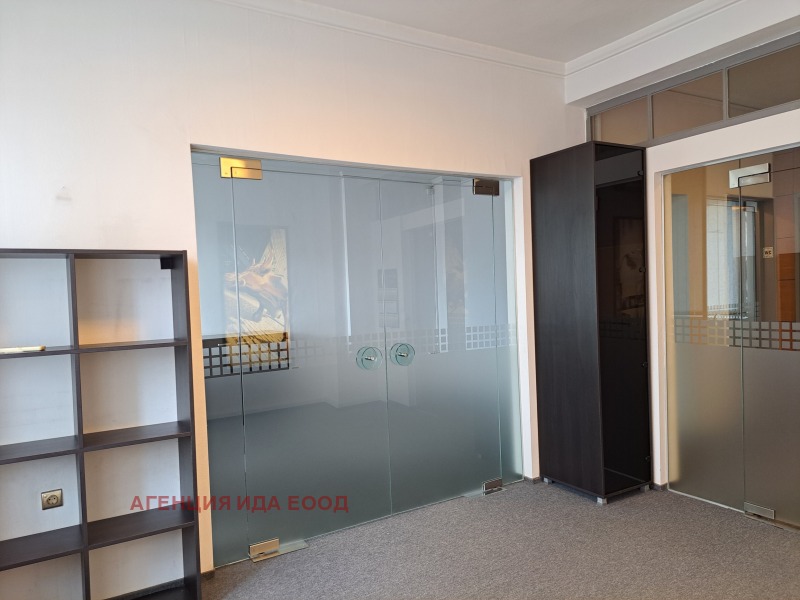 Дава под наем  Офис град София , Център , 80 кв.м | 77868984 - изображение [13]