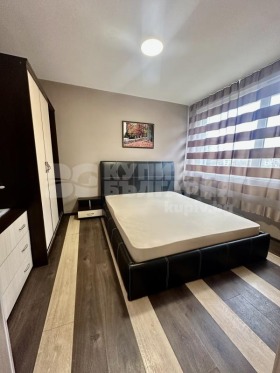 1 chambre Okrajna bolnitsa-Generali, Varna 7