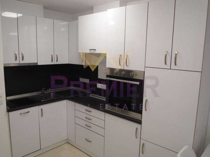 A louer  Studio Varna , Tsentar , 40 m² | 17202706