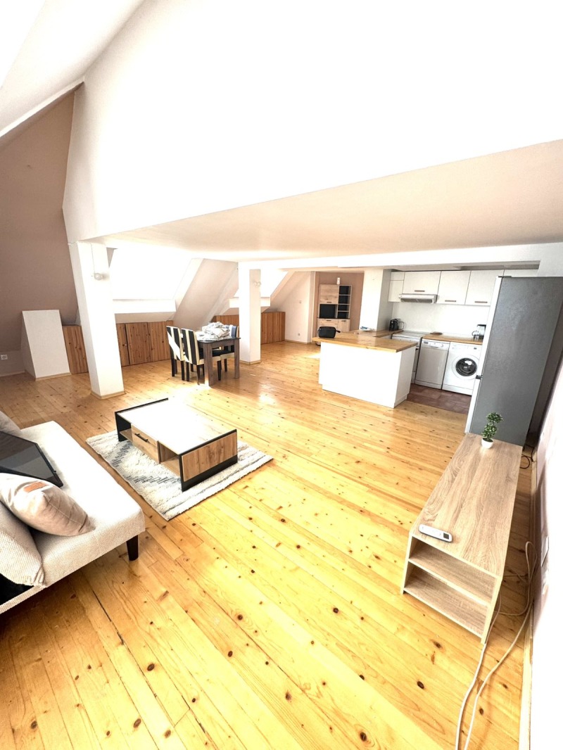 K pronájmu  1 ložnice Sofia , Centar , 120 m2 | 45689768
