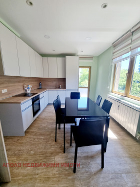 3 soveværelser Iztok, Sofia